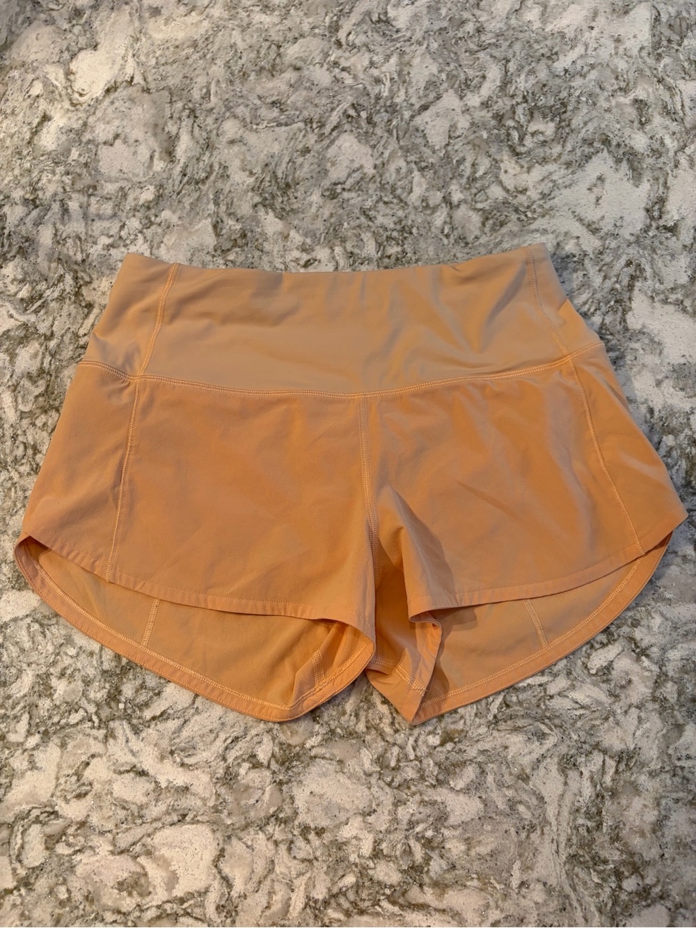 Women's Peach Lululemon Speed Up Shorts 2”